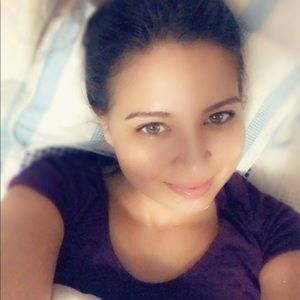 Meet your Posher, Sayra